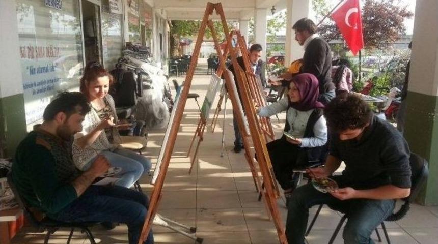 &Ouml;ğrenciler Engellilerle Empati Kuruyor