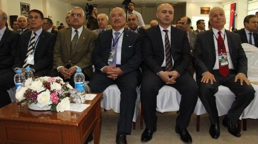 Mersin&rsquo;in &Ccedil;evre Sorunları &Ccedil;evre &Ccedil;alıştayında Masaya Yatırıldı