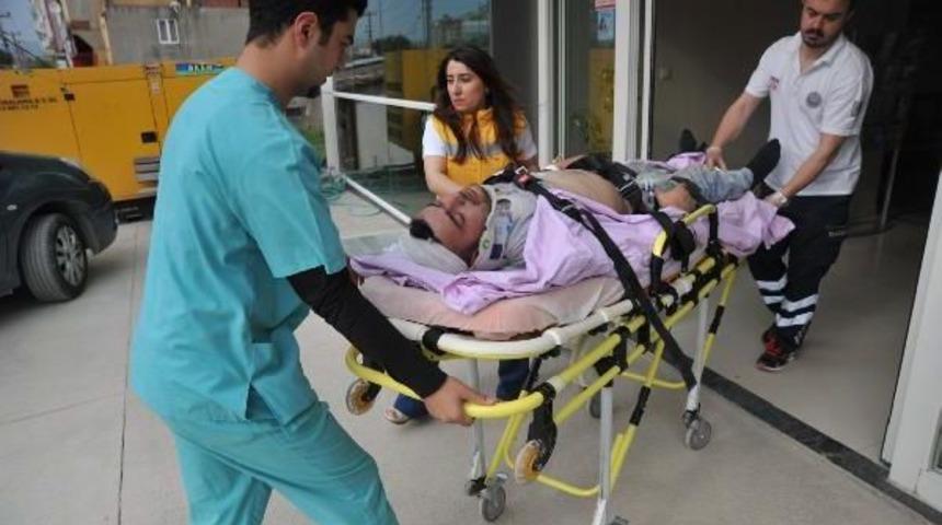 Traktör Römorkundan Düşen Suriyeli Işçi Ağır Yaralandı