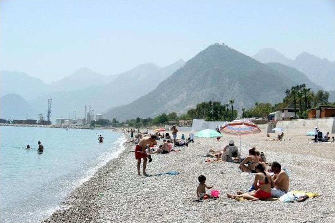 Ve Antalya &rsquo;yaz&rsquo;ı Karşıladı
