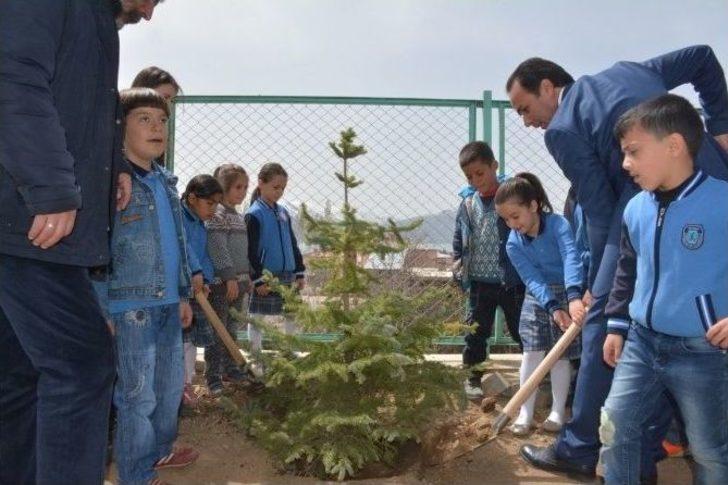 Tatvan’da Fidan Dikim Etkinliği G5