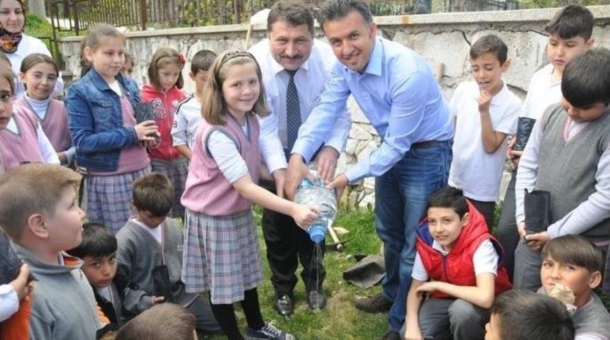 K&uuml;tahya&rsquo;da &rsquo;&ouml;ğrencilerle Eğlenceli Tohum Ekimi&rsquo; Etkinliği