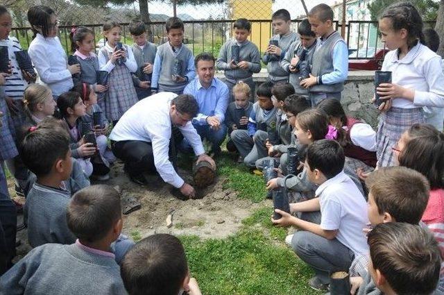 Kütahya’da ’öğrencilerle Eğlenceli Tohum Ekimi’ Etkinliği