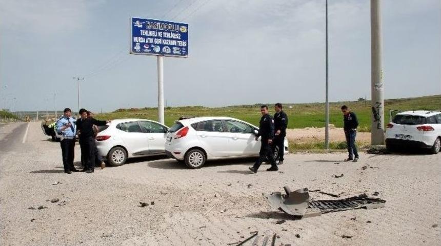 Midyat&rsquo;ta Zincirleme Trafik Kazası: 1 Yaralı
