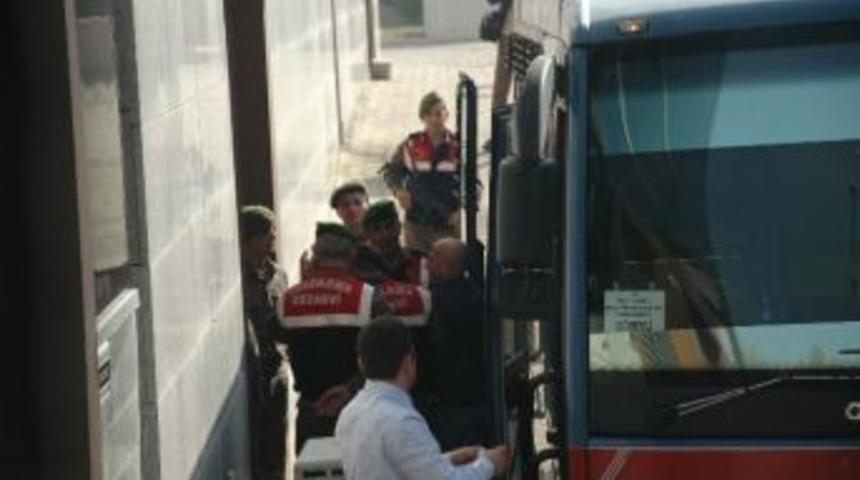 Emlak Zengini Anne Babasını &Ouml;ld&uuml;rmekle Su&ccedil;lanan Sanık Akıllı &Ccedil;ıktı