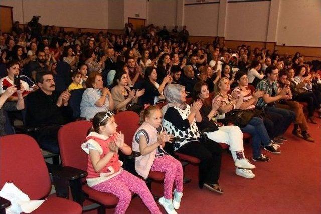 ’dünya Dans Günü’ Aliağa’da Kutlandı