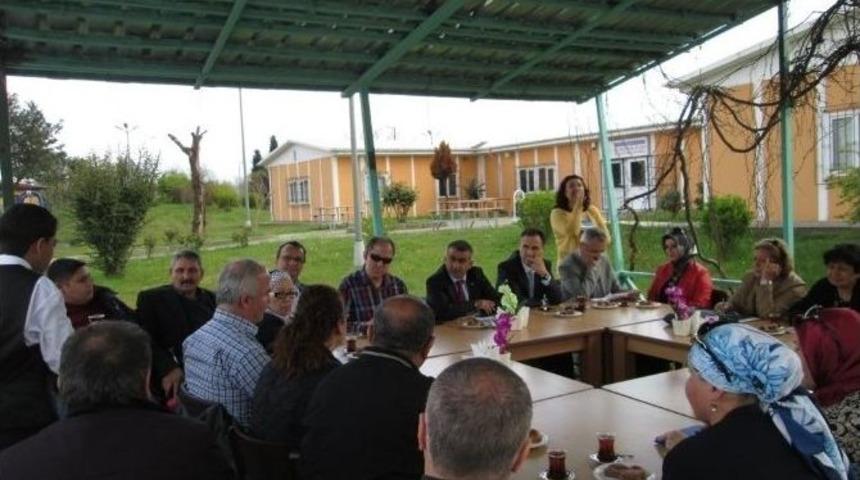 K&ouml;ksal, Engelli Dernekleriyle Bir Araya Geldi