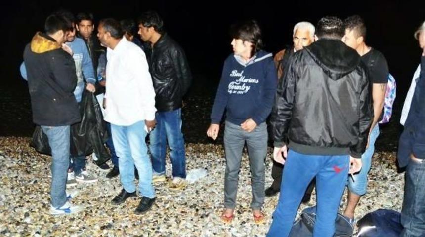 Kandırılan Ka&ccedil;aklar Jandarmadan Yardım Istedi