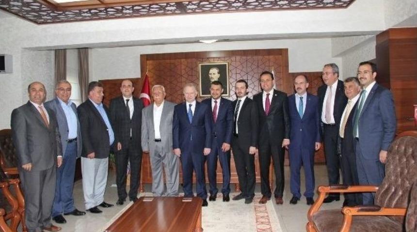 Paslanmaz Ailesinden Sağlık Ocağı