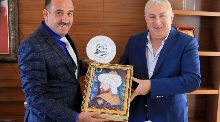 Abhaz K&uuml;lt&uuml;r Derneği&rsquo;nden Başkan Duruay&rsquo;a Ziyaret