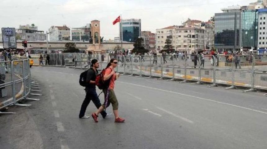 Taksim'de 1 Mayıs &Ouml;nlemleri