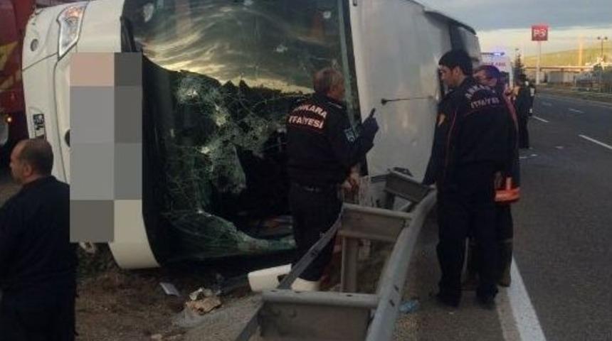 Ankara-eskişehir Karayolu&rsquo;nda Otob&uuml;s Kazası: 13 Yaralı