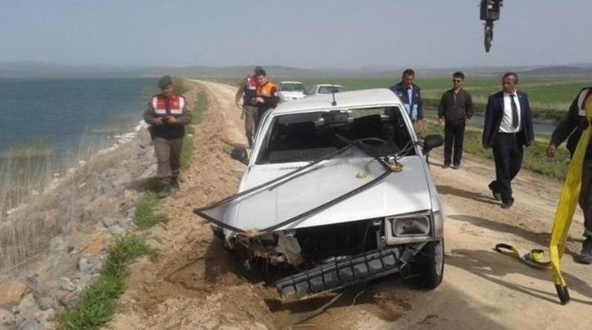 Kontrolden Çıkan Otomobil Suğla Gölü’ne Uçtu