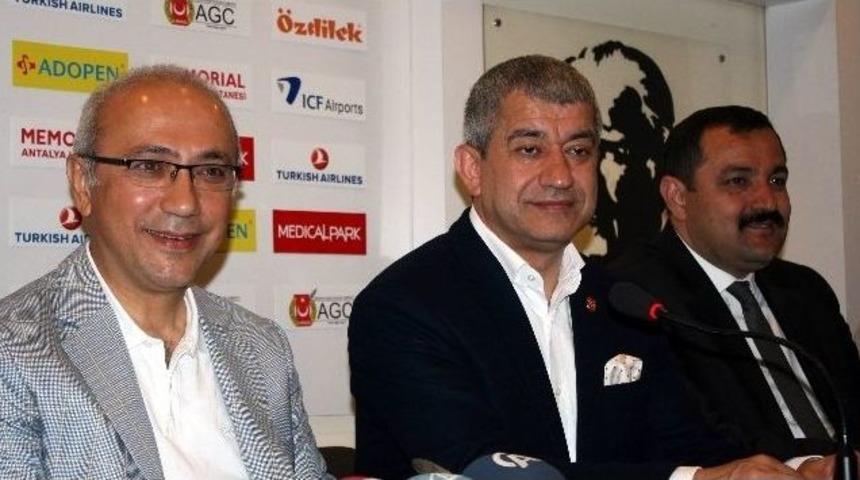 Elvan, Agc&rsquo;yi Ziyaret Etti