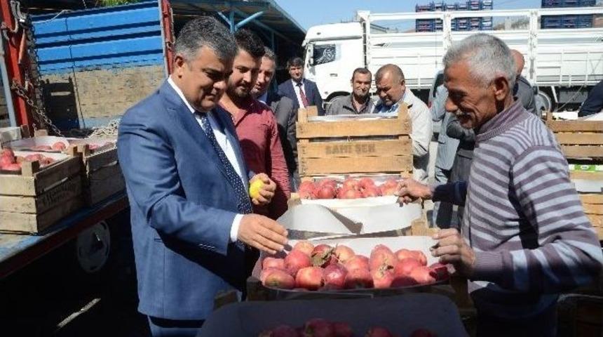 &Ouml;zg&uuml;ven Hal Esnafının Sorunlarını Dinledi