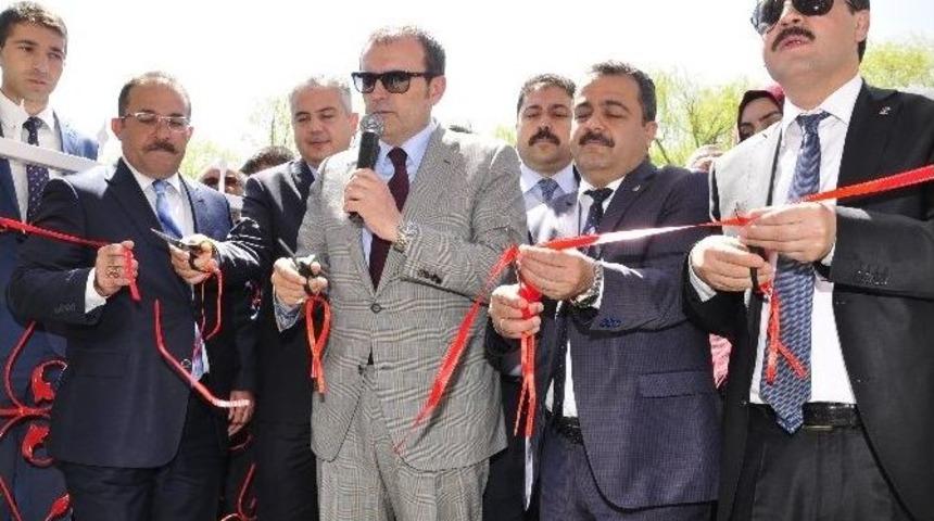 &Uuml;nal: "bazıları Eski T&uuml;rkiye&rsquo;ye D&ouml;nmek İstiyorlar"