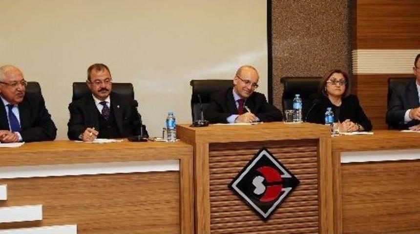 Bakan Şimşek Osb&rsquo;yi Ziyaret Etti