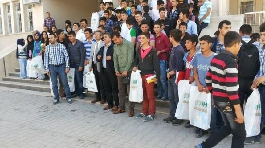 &Ouml;ğrencilerden Anlamlı Kampanya