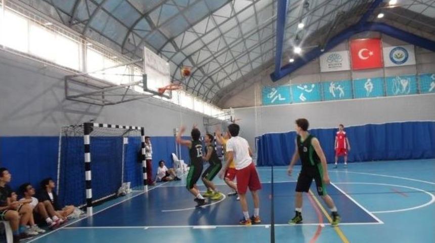 Nil&uuml;fer Spor Şenlikleri&rsquo;nde Basketbol Heyecanı