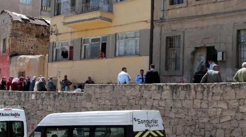 Banyoda Elektrik Akımına Kapılan Gen&ccedil; &Ouml;ld&uuml;