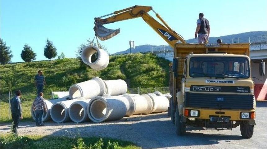 Torbalı’da Çileye Dönüşen Yol Genişletiliyor