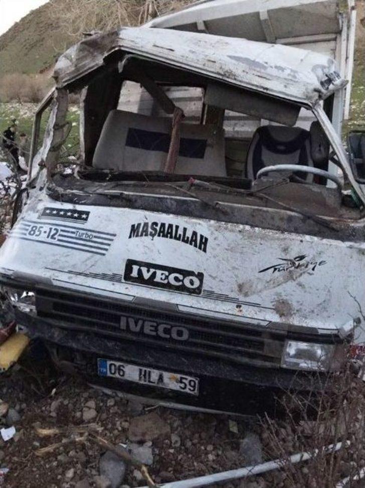 Aşkale’de Trafik Kazası: 3 Yaralı G5