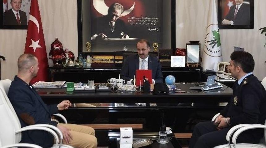 Ankara B&ouml;lge Trafik Şube M&uuml;d&uuml;r&uuml; Manav&rsquo;dan Akg&uuml;l&rsquo;e Ziyaret