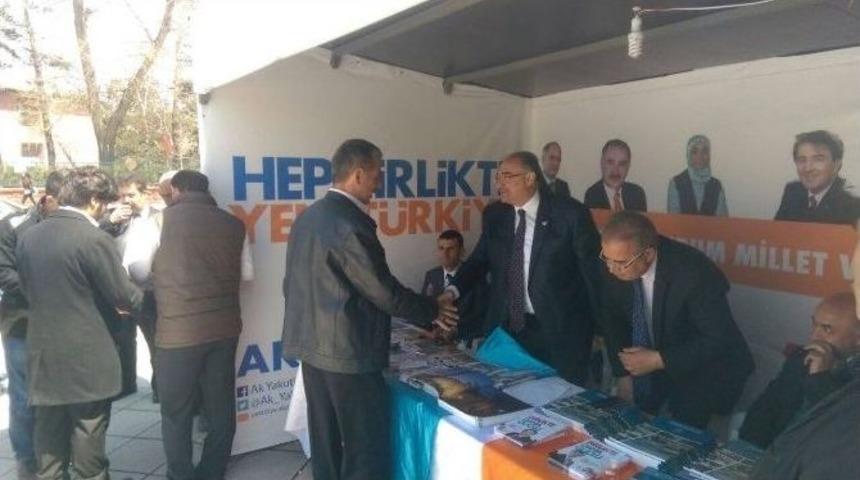 Ak Parti, 7 Haziran Se&ccedil;imlerine Ak Nokta Stantlarıyla Hazırlanıyor