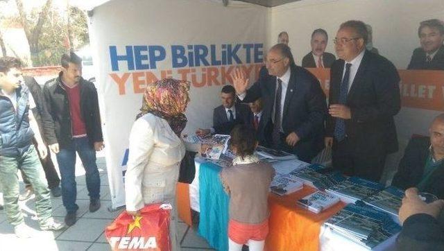 Ak Parti, 7 Haziran Seçimlerine Ak Nokta Stantlarıyla Hazırlanıyor