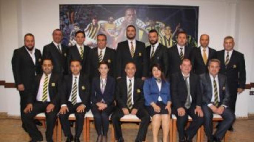 İzmirli Fenerbah&ccedil;eliler &Ccedil;alışkan'la Devam