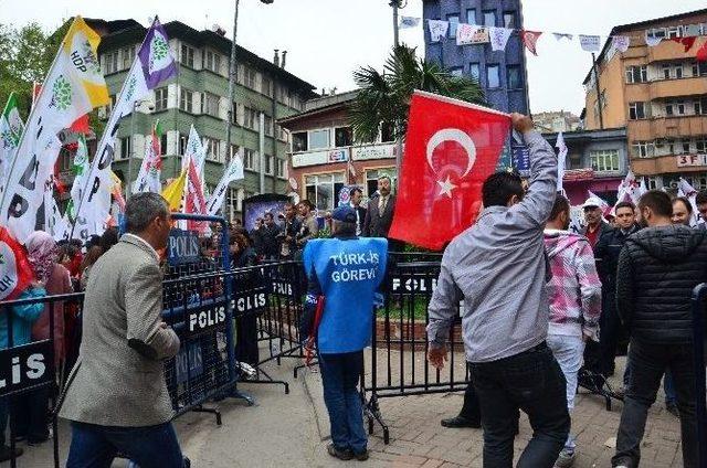 1 Mayıs’ta Hdp’lilerle ’bayrak’ Tartışması 2