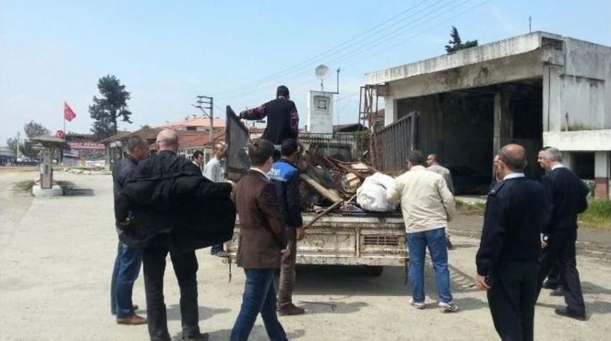 Silah Yerine Hurda &Ccedil;ıktı