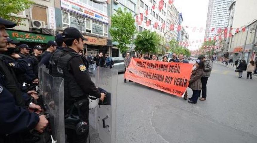 Şişli Meydanı 1 Mayıs'ı Sakin Ge&ccedil;iriyor