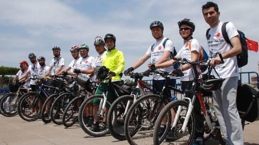Bisikletli Gen&ccedil;ler &rsquo;medeniyet Ve Barış Turu&rsquo;na &Ccedil;ıktı
