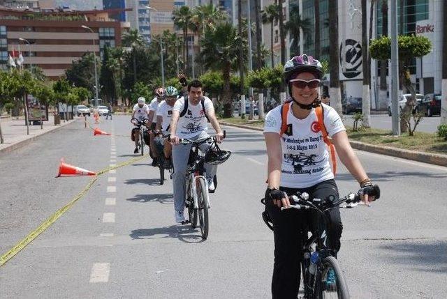Bisikletli Gençler ’medeniyet Ve Barış Turu’na Çıktı