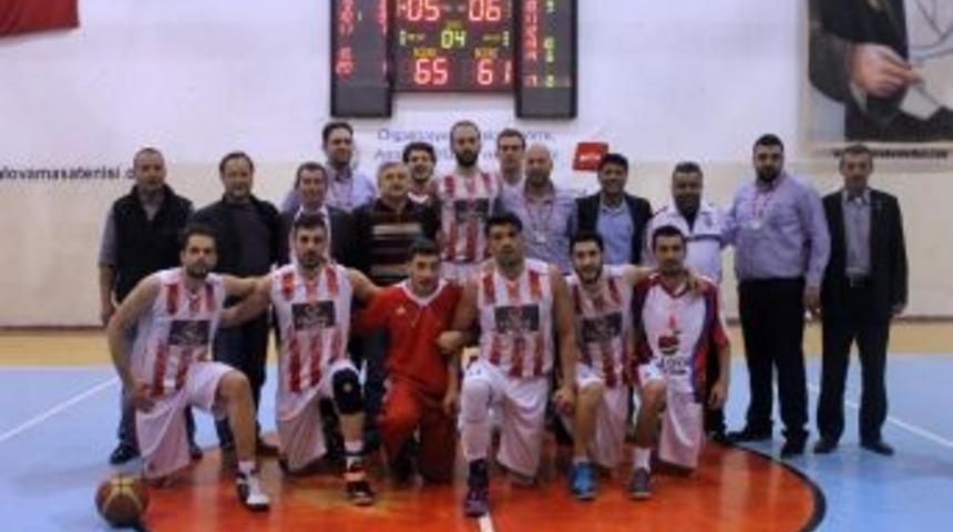 Yalova Belediyespor D&ouml;rtl&uuml; Finallerde
