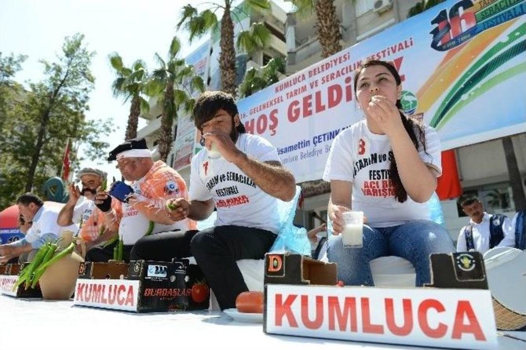 Acı Biber Yeme Yarışması
