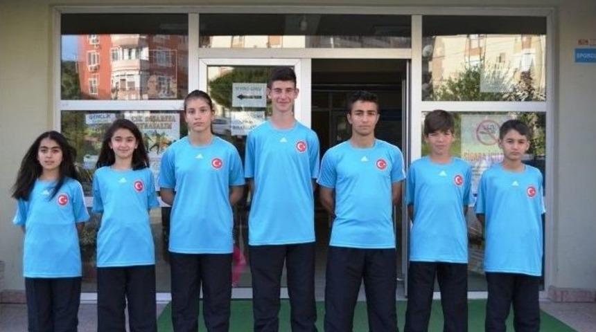 Ayvalıklı Tekvandocular Avrupa Yolcusu