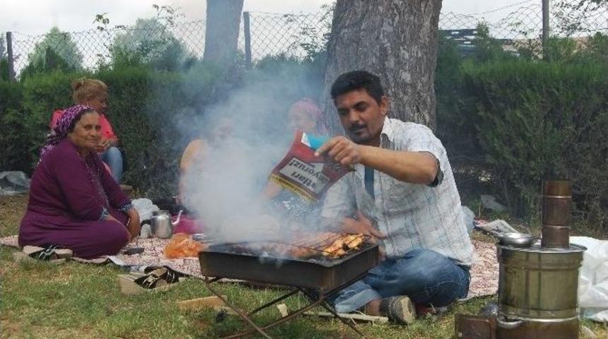 Kebaplı, G&ouml;bekli 1 Mayıs Kutlaması