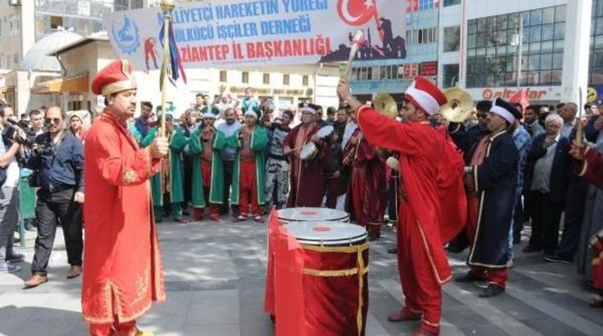 Gaziantep&rsquo;Te &Uuml;lk&uuml;c&uuml; Iş&ccedil;ilerden Mehteranlı Kutlama