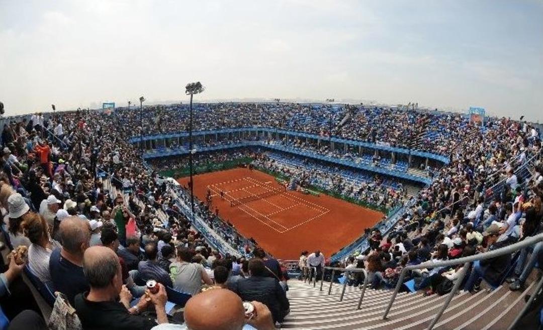 Federer Yarı Finalde