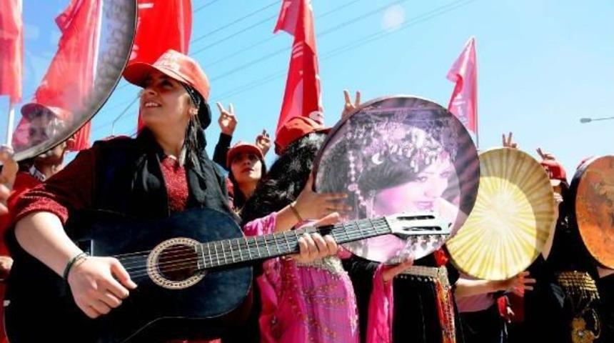 Van'da 1 Mayıs Kutlandı