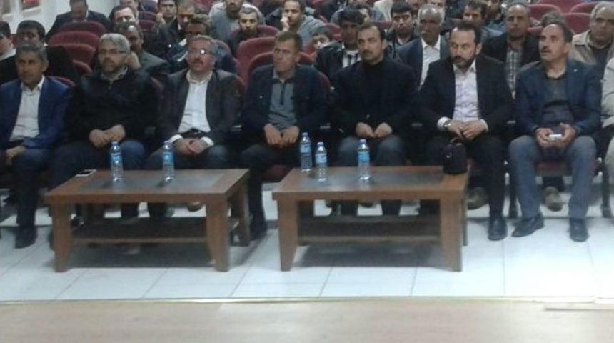 &Ccedil;elikhan&rsquo;da Ahmet Davutoğlu&rsquo;nun Kitabı Tahlil Edildi