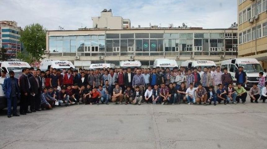 300 &Ouml;ğrenci, Diyarbakır&rsquo;a Uğurlandı