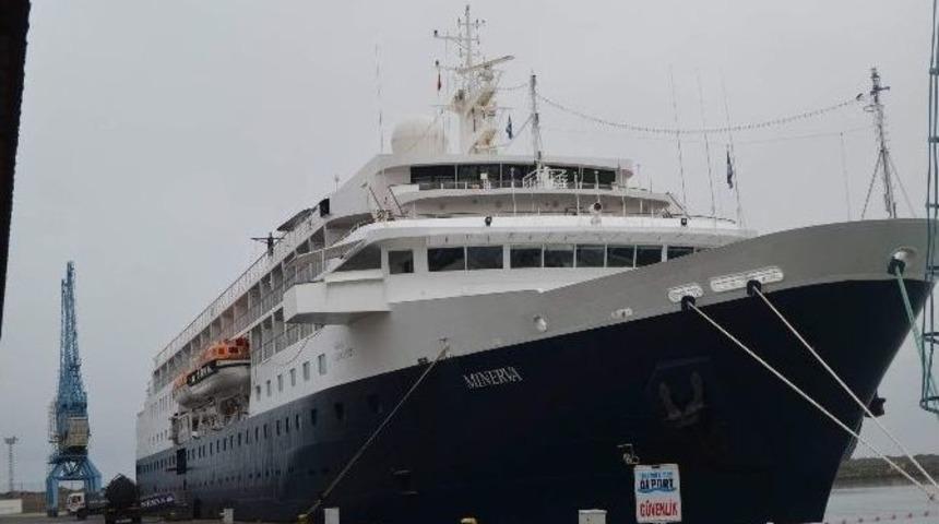 Trabzon&rsquo;a Bu Yılın 3. Kurvaziyer Yolcu Gemisi Geldi