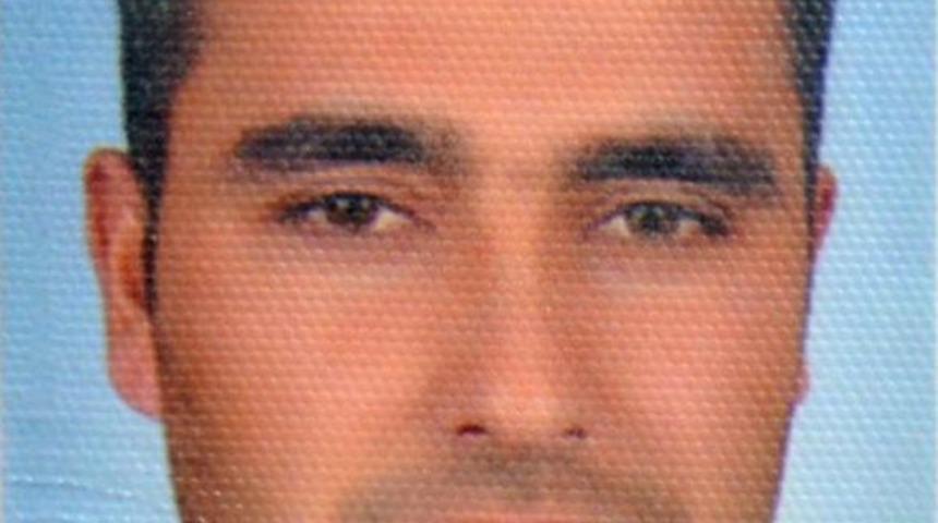 Tesisat &Ccedil;eken Elektrik&ccedil;i, Akıma Kapıldı