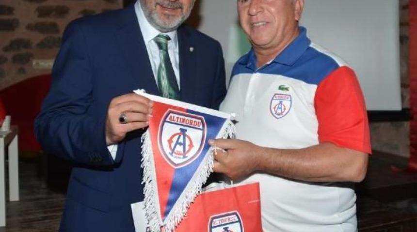 Altınordu'da Başkan &Ouml;zkan'dan Sitem
