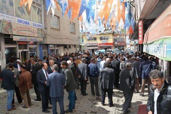 Ak Parti Ardahan Milletvekili Adayları Göle’de Partililerle Buluştu G3