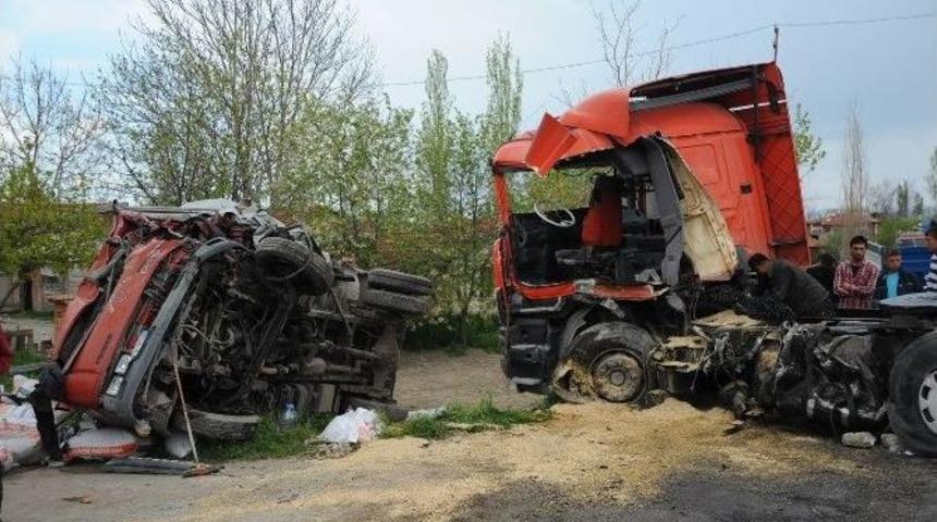 Afyonkarahisar&rsquo;da Trafik Kazası: 1 Yaralı