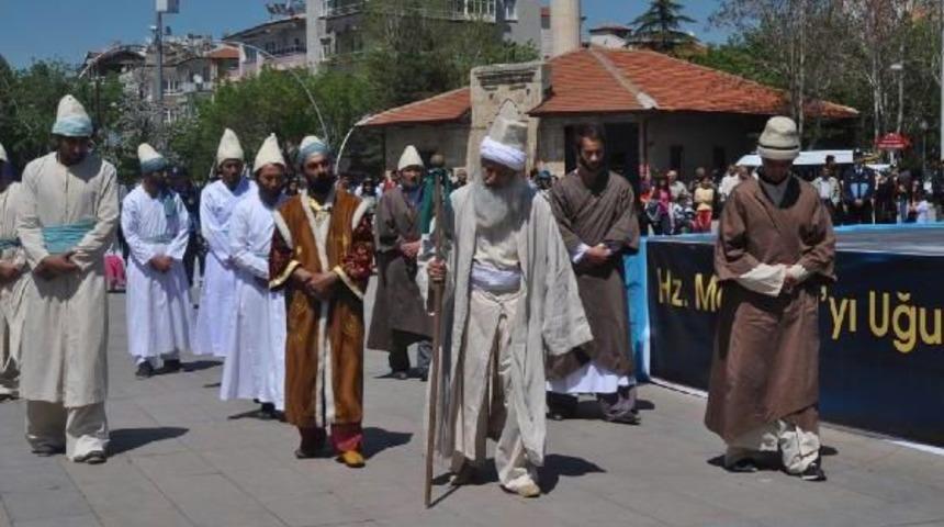 Mevlana Temsili Olarak Karaman&rsquo;Dan Konya&rsquo;Ya Uğurlandı